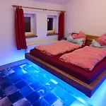 Holiday home Hotzenplotz Inklusive Mit Ihrem Privaten Whirlpool & Sauna Direkt Am Fluss Mandau - Am Ruhigen Fahrradweg Hainewalde