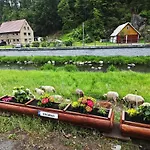 Hotzenplotz Inklusive Mit Ihrem Privaten Whirlpool & Sauna Direkt Am Fluss Mandau - Am Ruhigen Fahrradweg Holiday home Hainewalde