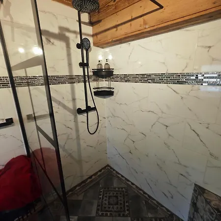 Holiday home Hotzenplotz Inkl Privaten Whirlpool & Sauna Direkt Am Fluss Mandau - Am Ruhigen Fahrradweg Hainewalde