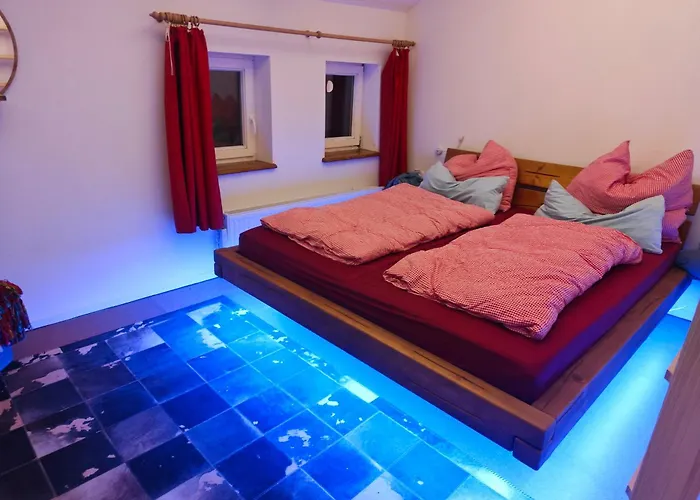 Holiday home Hotzenplotz Inklusive Mit Ihrem Privaten Whirlpool & Sauna Direkt Am Fluss Mandau - Am Ruhigen Fahrradweg Hainewalde